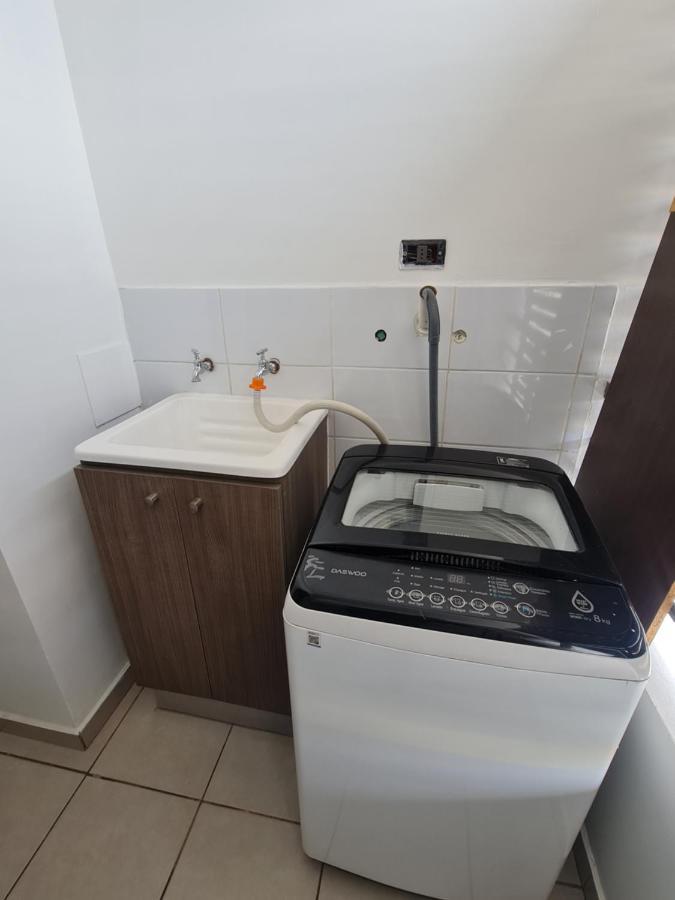 Apartamento ลอสอันเดส ภายนอก รูปภาพ